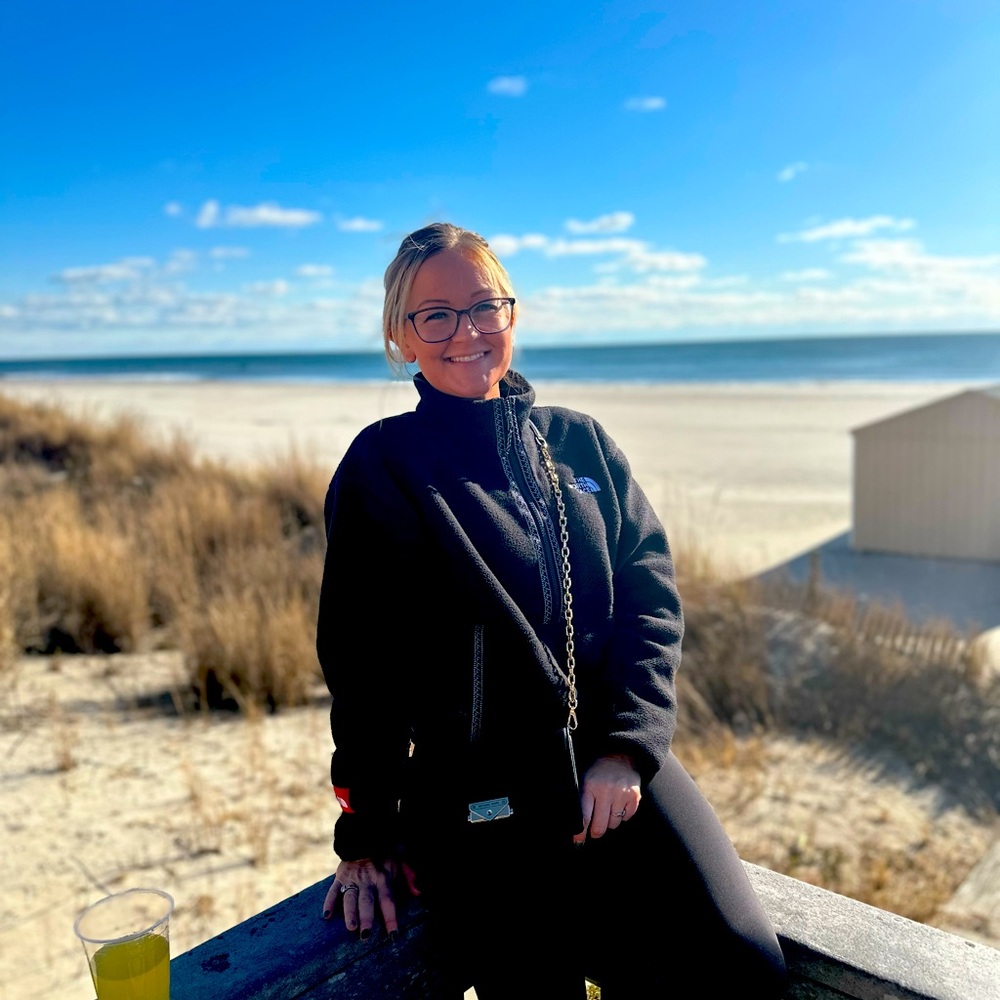 Meet your Posher, Courtney